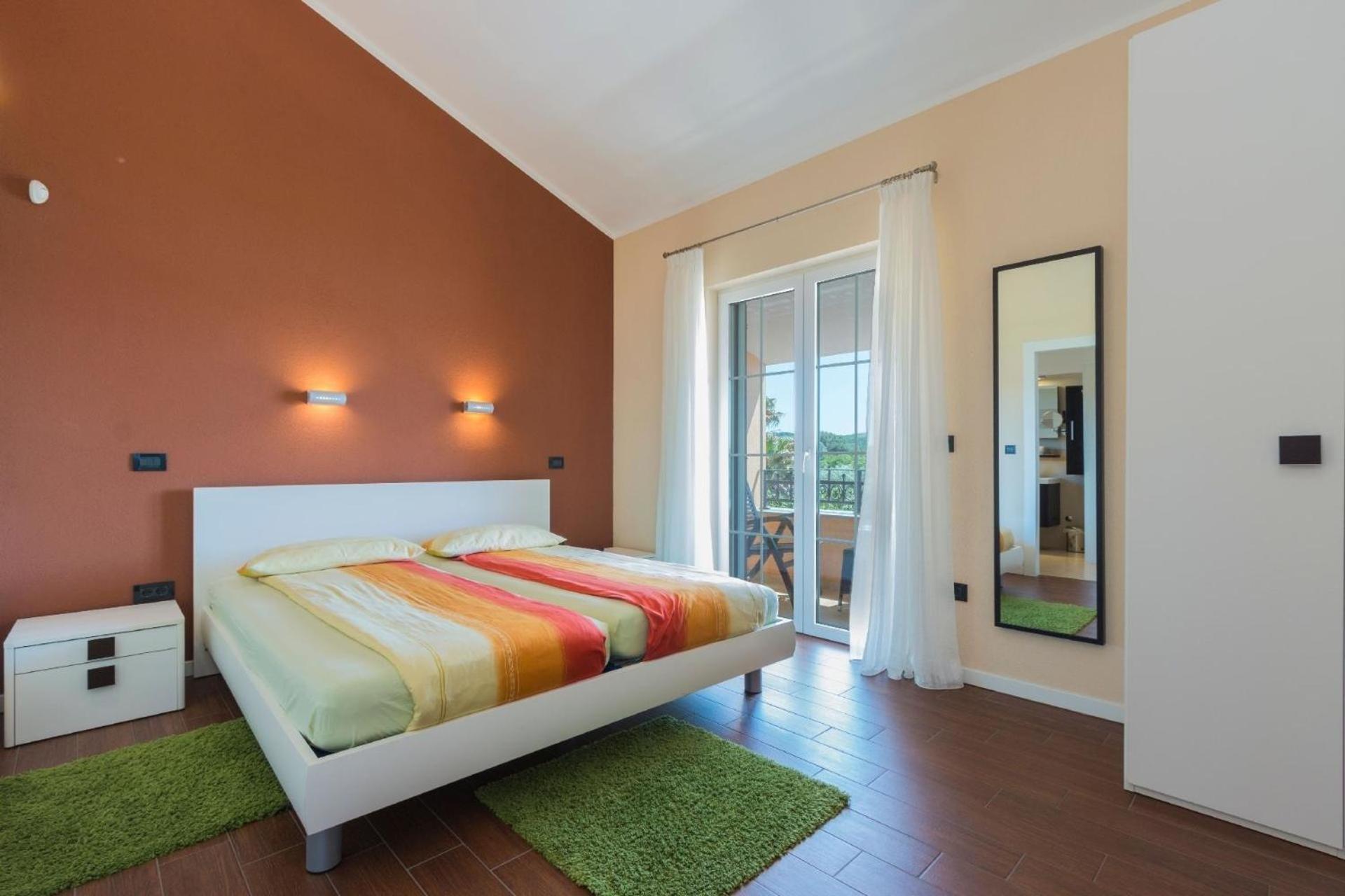Ferienhaus In Pomer Mit Privatem Beheizten Pool Und Meerblick Luaran gambar